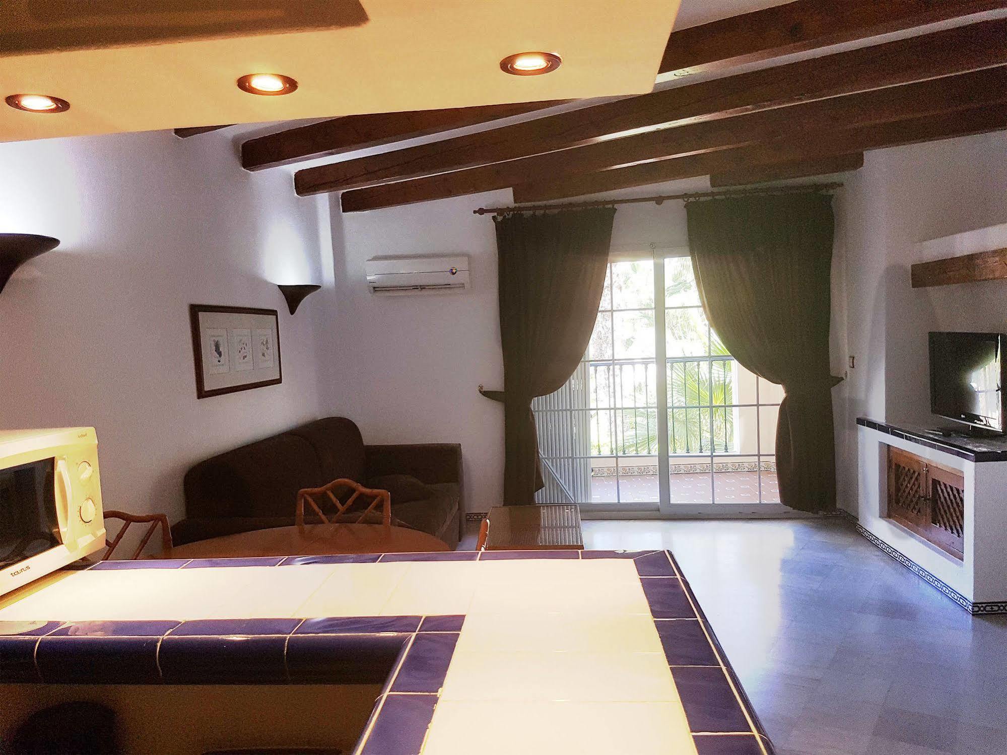 Ona Aldea Del Mar Aparthotel Torrevieja Ngoại thất bức ảnh
